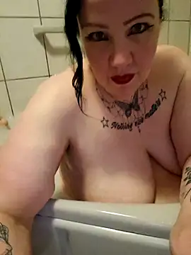 Noraya ink online show from April 2026 06:14:02 PM
