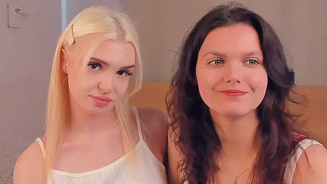 JuliannPaysour online show from April 2026 07:36:02 AM