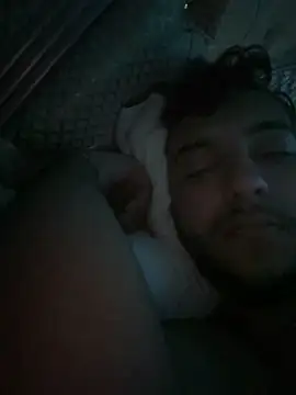 fovorit online show from April 2026 06:04:01 AM