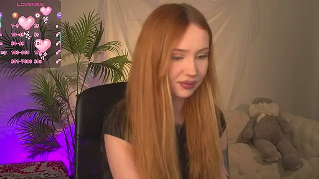Snapshot of zoeforrd chatting on April 2026 06:27:01 AM zoeforrd online show from April 2026 06:27:01 AM
