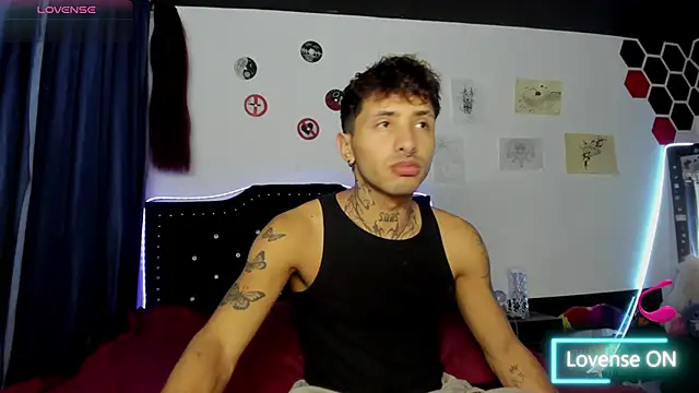 pol mood online show from April 2026 11:11:01 PM