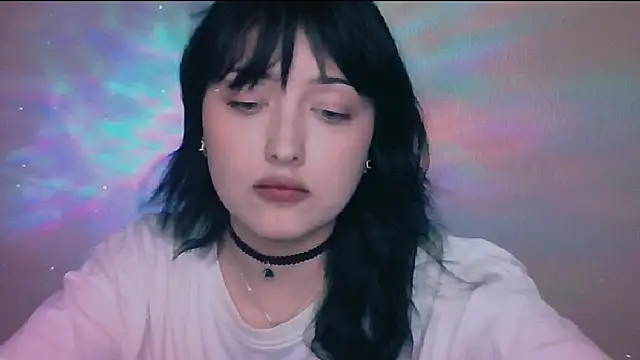 Katarina Fox  online show from April 2026 06:05:01 PM