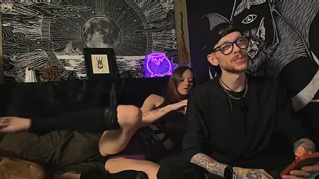 webzandkordz online show from June 2026 04:18:01 AM