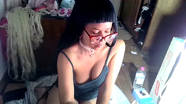 xblackstarX1 online show from May 2026 09:19:02 AM