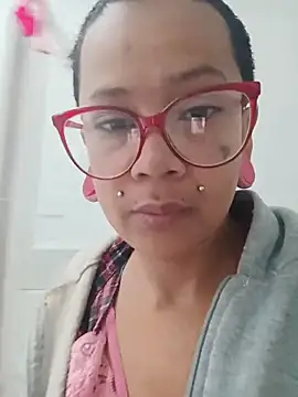 xblackstarX1 online show from April 2026 03:02:02 PM