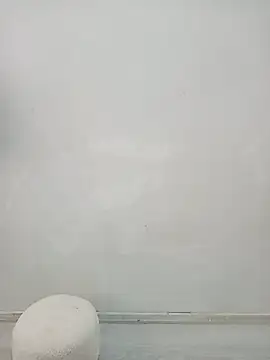 Snapshot of Rosesarem chatting on June 2026 06:01:02 AM Rosesarem online show from June 2026 06:01:02 AM