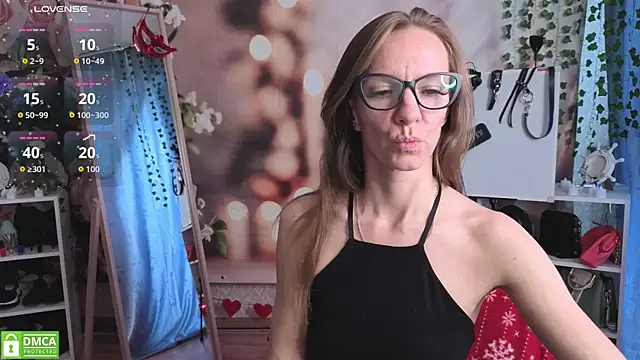 jesica mooonn online show from May 2026 04:05:01 AM