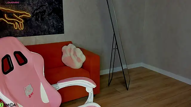 honey cherrry online show from May 2026 01:31:01 AM