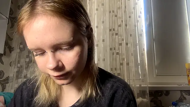 KrystenHoye online show from March 2026 08:26:33 AM