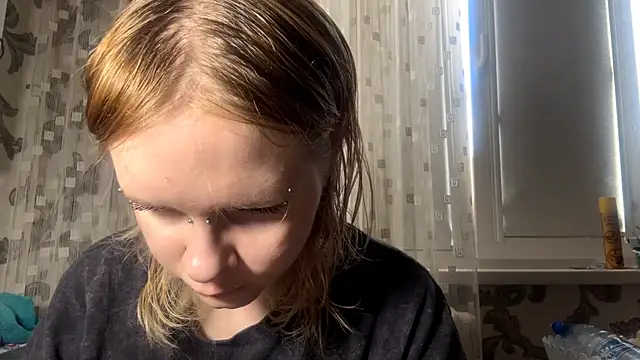 KrystenHoye online show from March 2026 08:11:02 AM