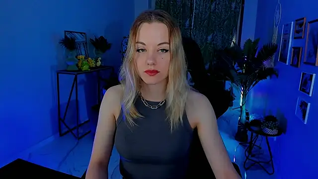 VireliaMoonfall online show from May 2026 12:22:02 PM