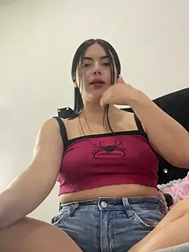 Cami olarte online show from May 2026 04:28:01 AM
