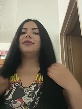 Cami olarte online show from April 2026 10:55:01 PM