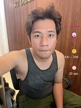 Snapshot of Titanryu chatting on April 2026 01:45:01 AM Titanryu online show from April 2026 01:45:01 AM