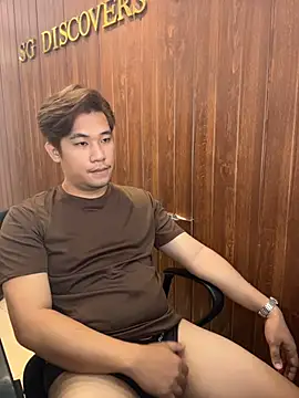 Snapshot of Titanryu chatting on July 2026 03:07:02 AM Titanryu online show from July 2026 03:07:02 AM