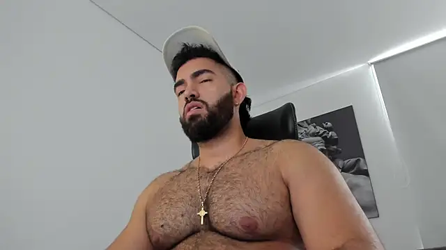 simonleon27 online show from June 2026 09:23:01 PM