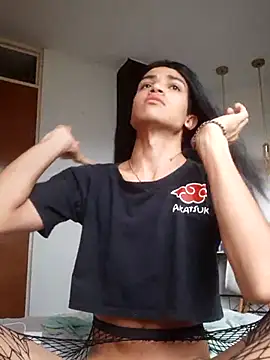 candylira31 online show from April 2026 01:17:02 PM