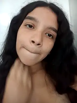 Snapshot of Morena__Florr chatting on May 2026 01:28:01 PM Morena Florr online show from May 2026 01:28:01 PM