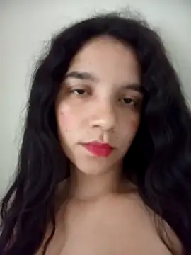 Snapshot of Morena__Florr chatting on April 2026 04:15:02 PM Morena Florr online show from April 2026 04:15:02 PM