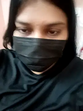 Snapshot of Tamil_Hot_Rithaniya chatting on April 2026 05:09:02 PM Tamil Hot Rithaniya online show from April 2026 05:09:02 PM