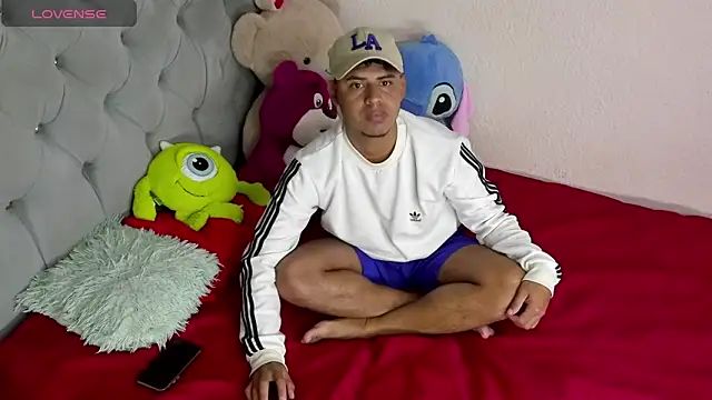 Zaym Liam online show from March 2026 10:44:01 PM