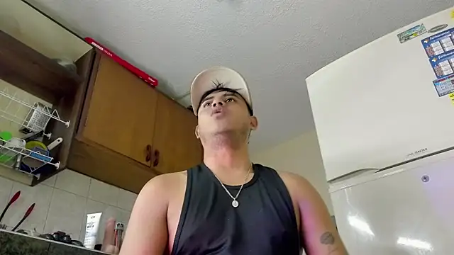 Zaym Liam online show from April 2026 09:09:02 PM