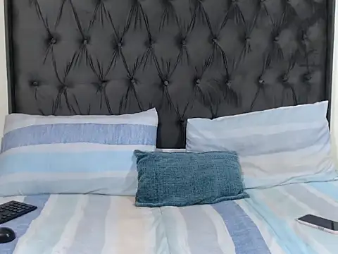 TiffanyBandros online show from April 2026 04:41:02 PM