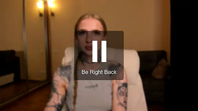 Snapshot of harley_kimm chatting on June 2026 05:35:01 AM harley kimm online show from June 2026 05:35:01 AM