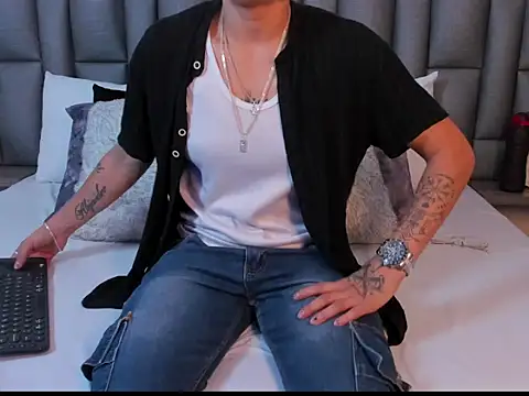 ZoeGrey online show from April 2026 12:32:02 PM