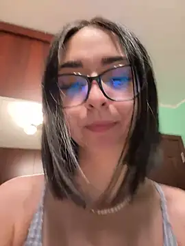 TheaMerve online show from July 2026 06:52:01 PM