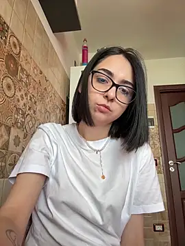 TheaMerve online show from June 2026 01:17:02 PM