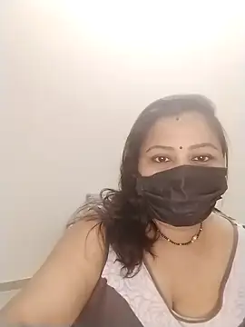 Hoty bhabii online show from April 2026 06:00:01 PM