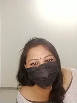 Hoty bhabii online show from April 2026 05:31:01 PM