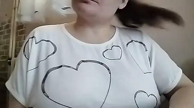 Bonnie Jade online show from April 2026 11:38:01 AM