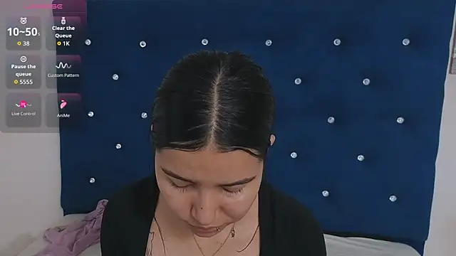 Morgansmithx online show from April 2026 02:32:02 PM