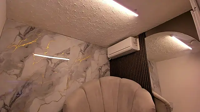 dulcemia25 online show from April 2026 04:53:02 AM