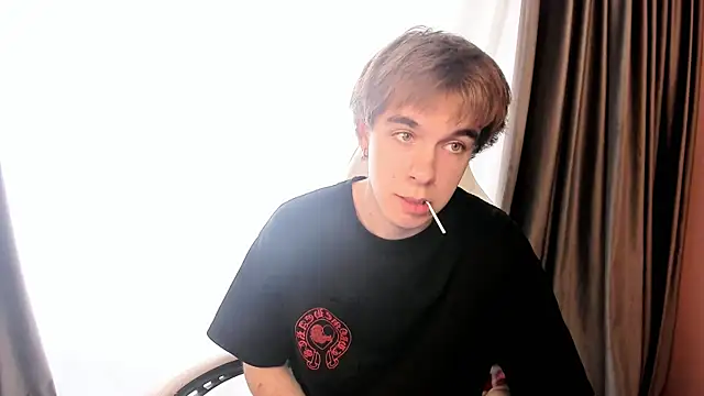 Snapshot of DaveBevy chatting on July 2026 08:02:01 PM DaveBevy online show from July 2026 08:02:01 PM