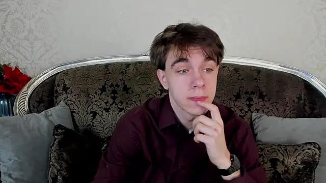 Snapshot of DaveBevy chatting on April 2026 05:14:01 AM DaveBevy online show from April 2026 05:14:01 AM