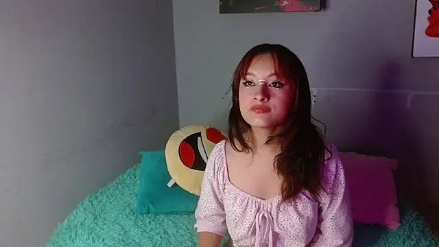 viollet saens online show from May 2026 07:19:02 PM