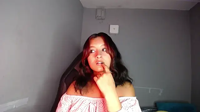 viollet saens online show from May 2026 07:56:02 PM