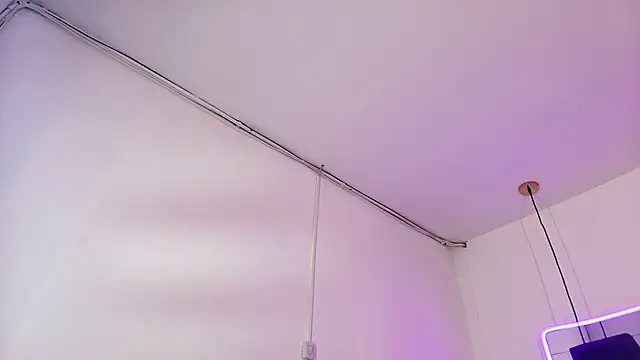 scarlett turner  online show from April 2026 01:06:02 PM