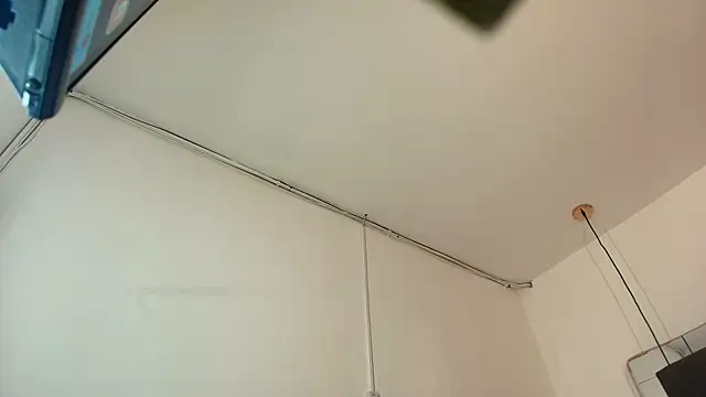 scarlett turner  online show from April 2026 01:26:01 PM