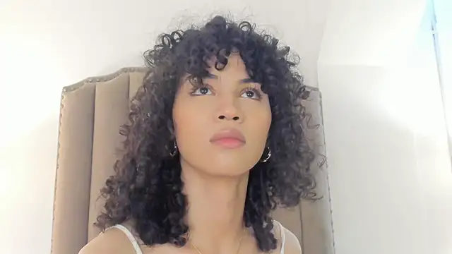 Julietta    online show from May 2026 12:55:01 PM