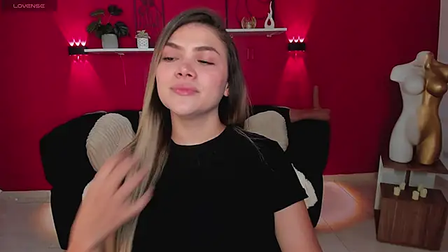 Snapshot of Sofia_Velvetx chatting on June 2026 02:44:02 PM Sofia Velvetx online show from June 2026 02:44:02 PM