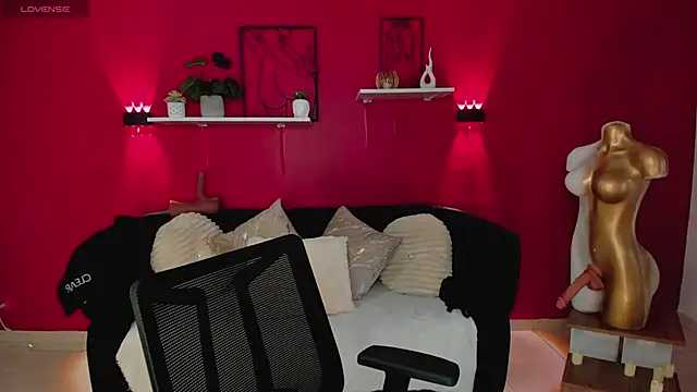 Sofia Velvetx online show from May 2026 02:19:02 PM