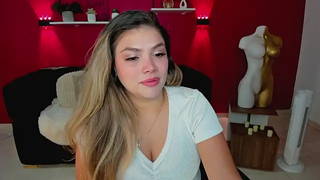 Snapshot of Sofia_Velvetx chatting on June 2026 12:49:02 PM Sofia Velvetx online show from June 2026 12:49:02 PM