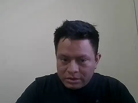 Snapshot of Luis-Armando chatting on March 2026 10:33:02 PM Luis-Armando online show from March 2026 10:33:02 PM