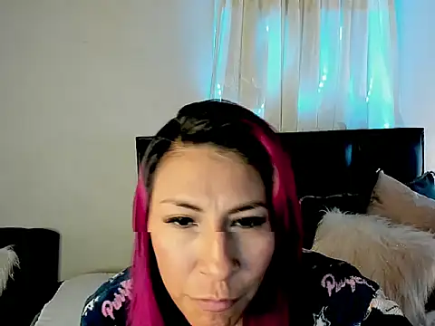 tatianabelli online show from April 2026 07:29:04 PM