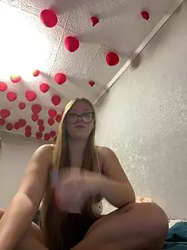 MissAuroraX online show from April 2026 01:01:02 AM