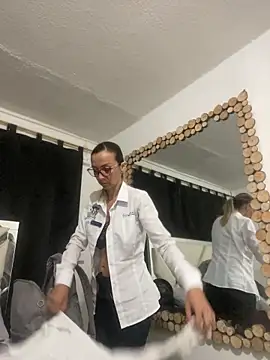AlanaBrunetteX X online show from April 2026 08:15:02 PM